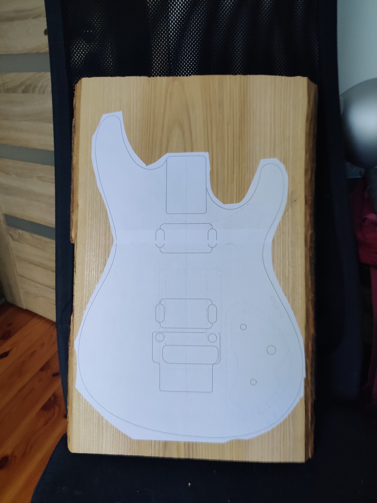 Guitar template on the slab